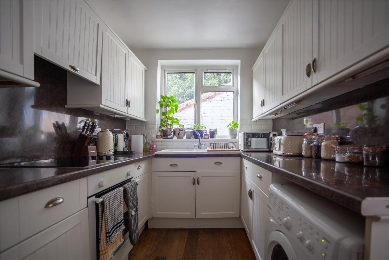 Hereford City - St Owens Terrace - Comfortable & Spacious Well Presented Three Storey House, Perfect For A Weekend Away & Exploring The City On Foot - Hosted By Rentmyhouse Exteriör bild