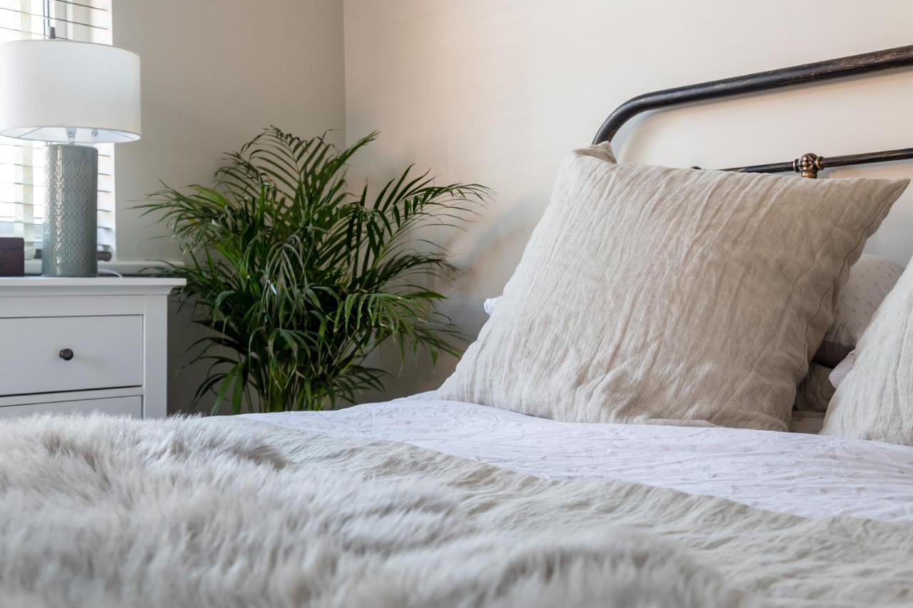 Hereford City - St Owens Terrace - Comfortable & Spacious Well Presented Three Storey House, Perfect For A Weekend Away & Exploring The City On Foot - Hosted By Rentmyhouse Exteriör bild
