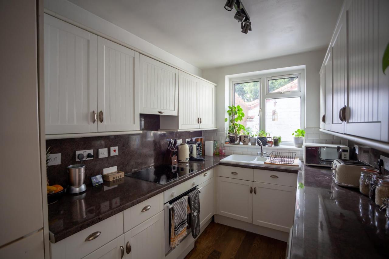 Hereford City - St Owens Terrace - Comfortable & Spacious Well Presented Three Storey House, Perfect For A Weekend Away & Exploring The City On Foot - Hosted By Rentmyhouse Exteriör bild